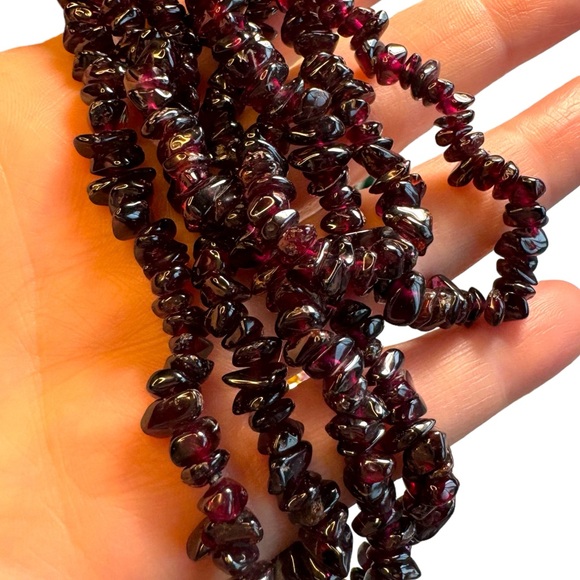 Vintage Garnet High quality chip necklace 34” - Picture 6 of 7